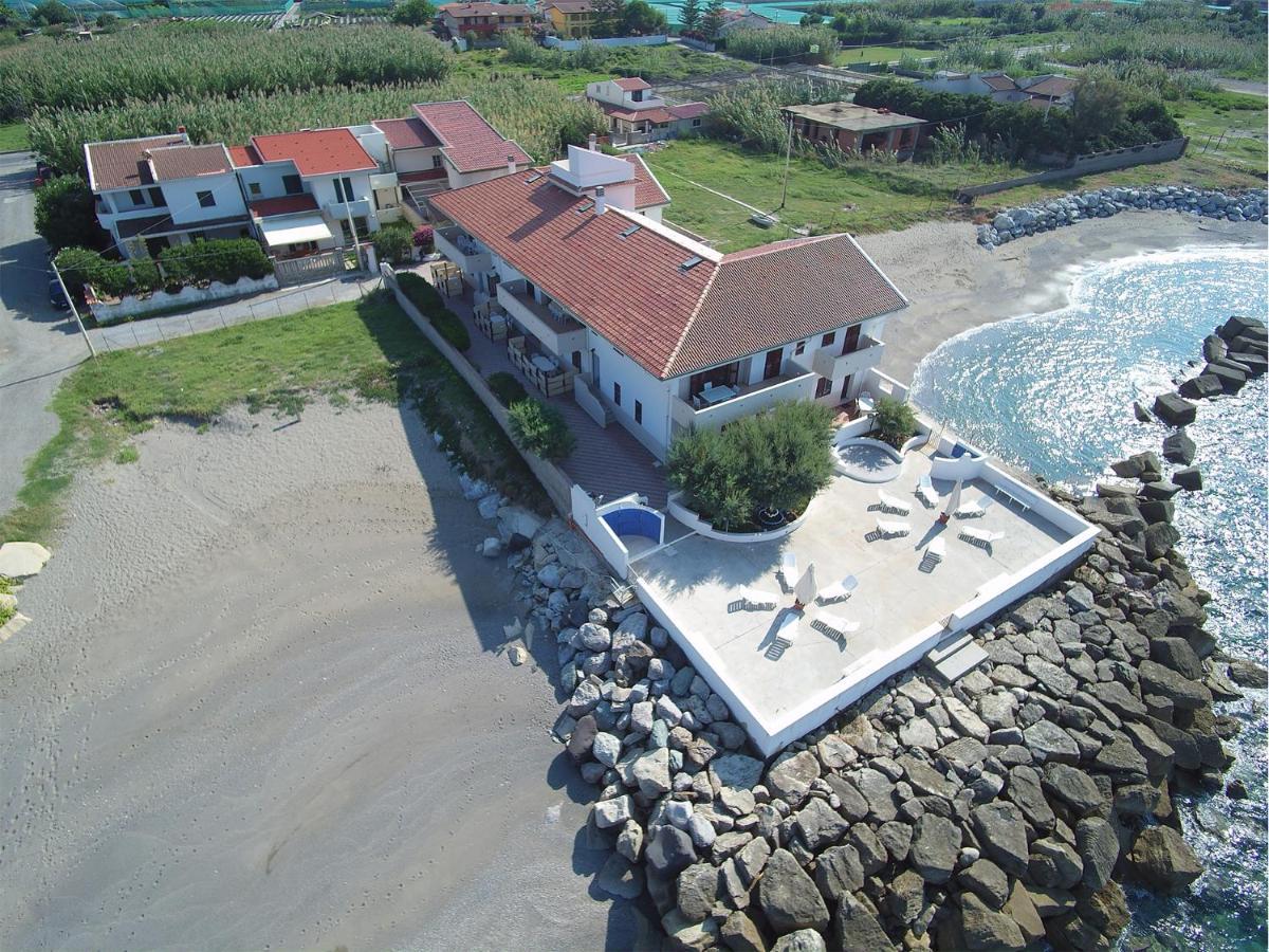 Cannotta Beach - Stromboli Terme Vigliatore Exterior photo
